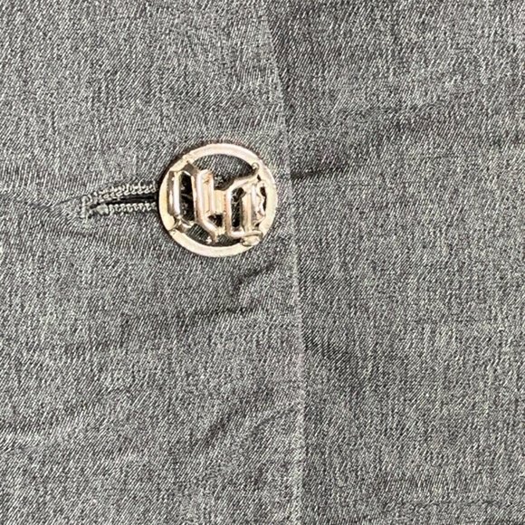 Versace Jacket Womens Size 8 Grey 2 Button Closure Notch Lapel Shoulder Pads - Picture 3 of 11